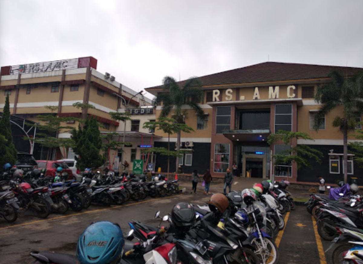 Rumah Sakit AMC